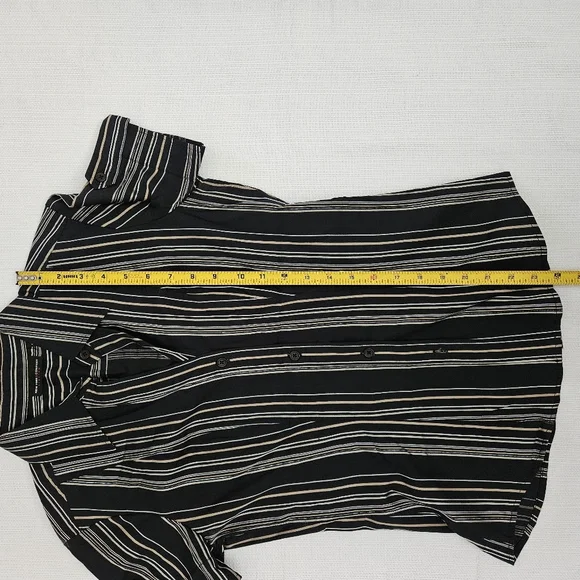 Womens‎ Button Down Striped shirt - Picture 7 of 8